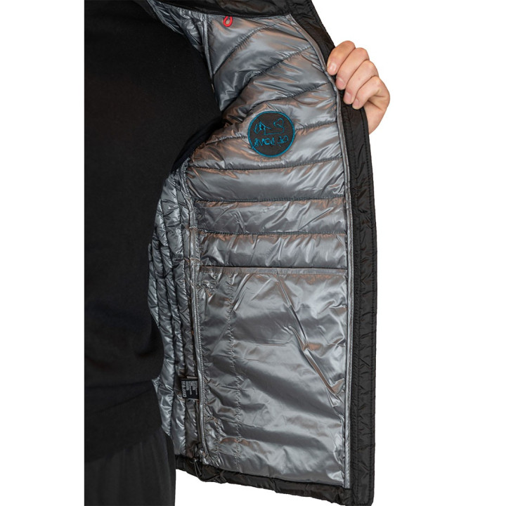 Sleeveless down jacket